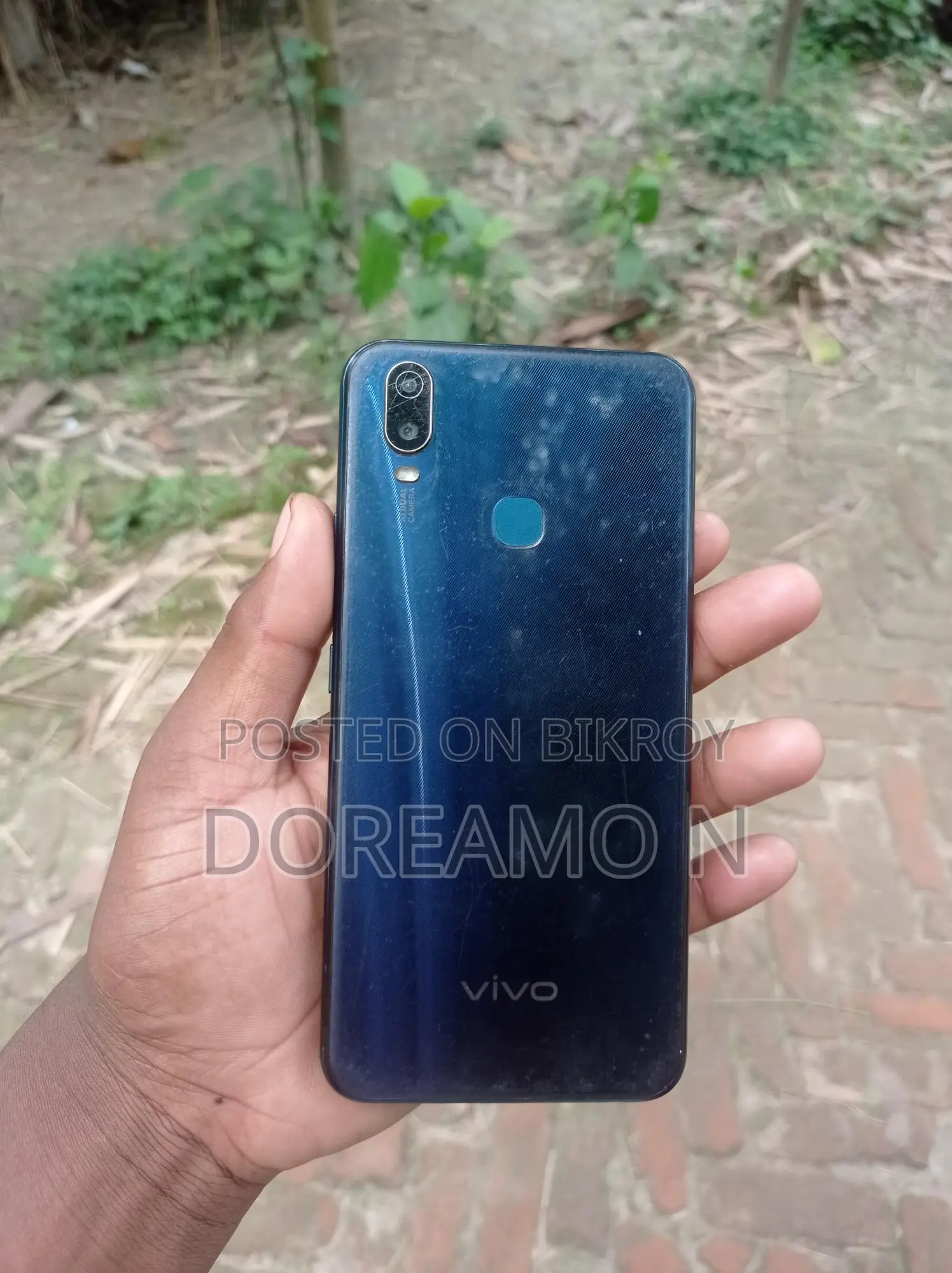 Vivo Y11 . (Used)