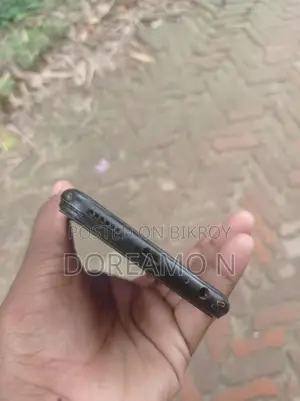 Vivo Y11 . (Used)