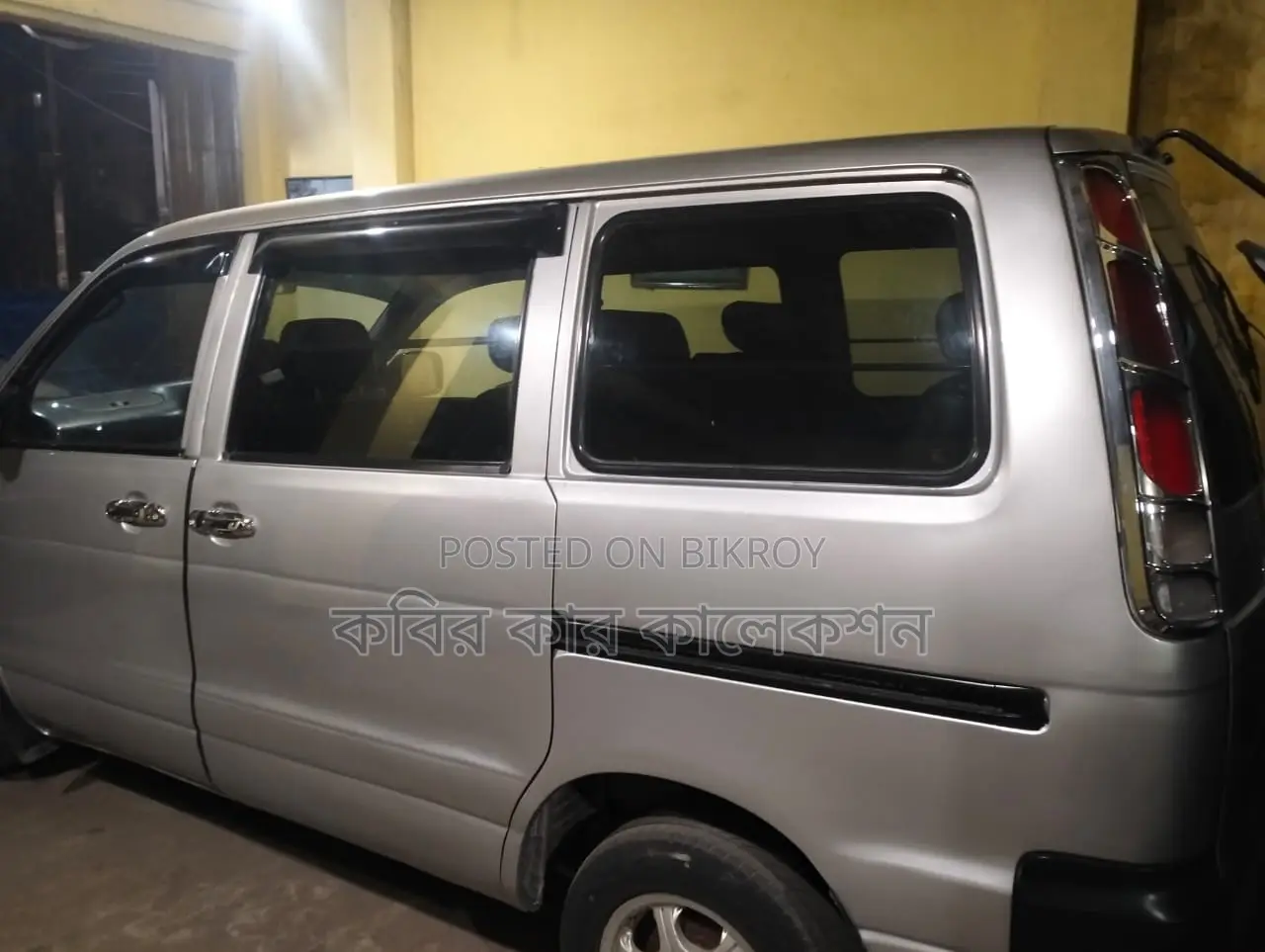 Toyota Noah kr42 2005
