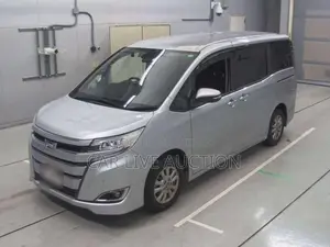 Toyota Noah HYBRID 2021