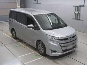 Toyota Noah HYBRID 2021