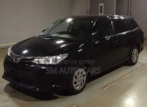 Toyota Fielder Hybrid EX Black 2021
