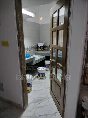 একদম নতুন ফ্ল্যাট ভাড়া হবে।