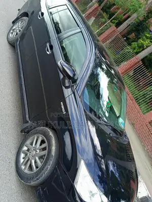 Toyota Axio . 2013