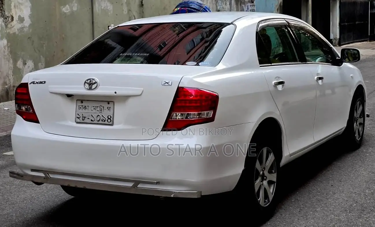 Toyota Axio X Octane Drive 2011