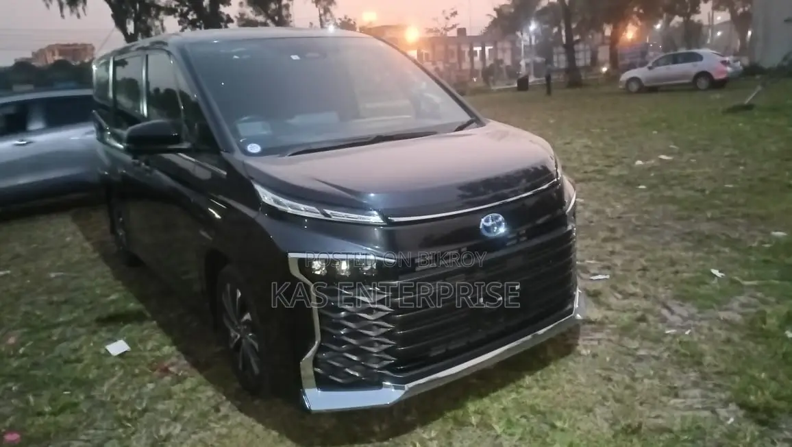 Toyota Voxy S-Z HYBRID BLACK 226 2022