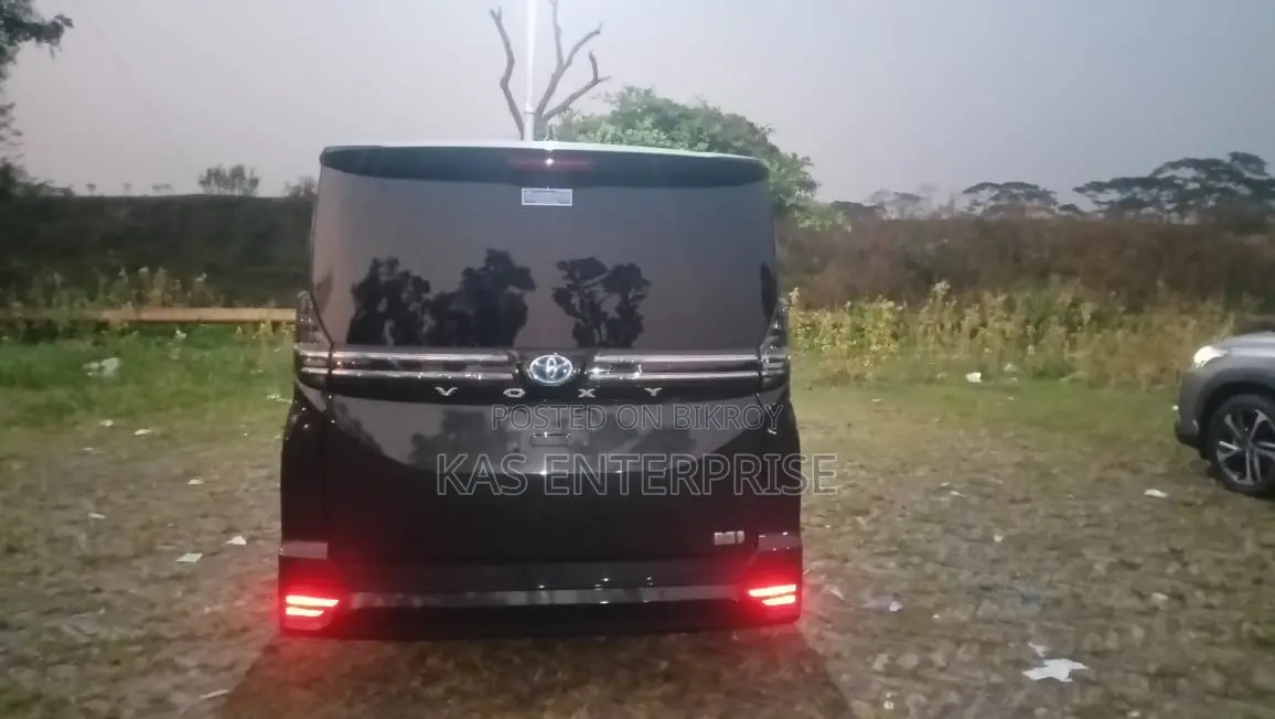 Toyota Voxy S-Z HYBRID BLACK 226 2022