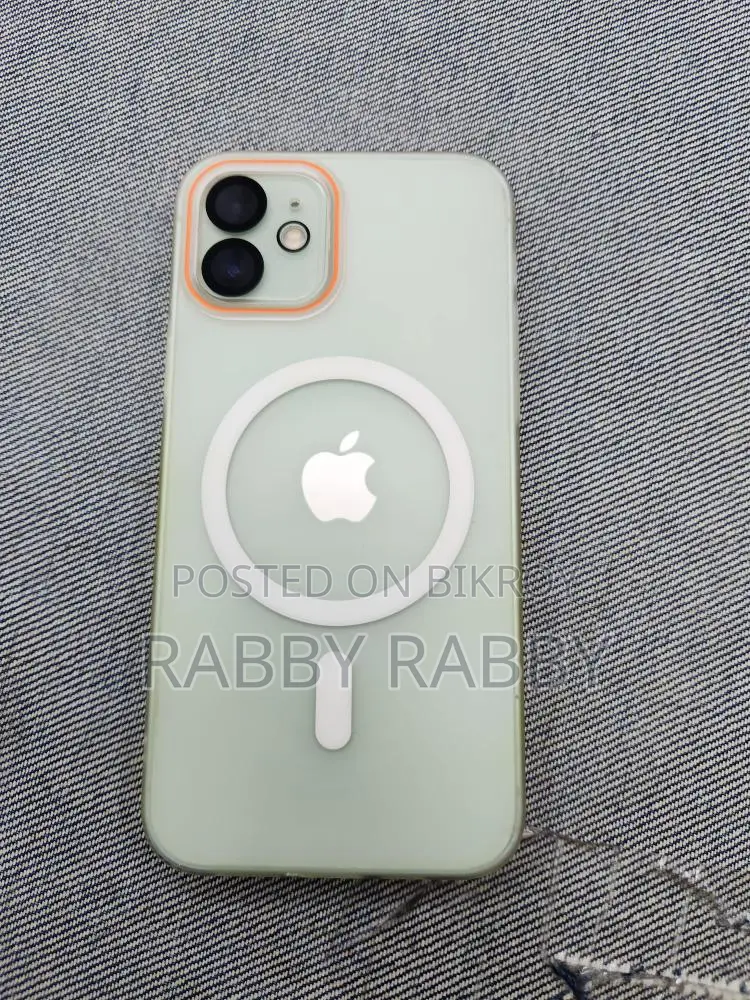 Apple iPhone 12 (Used)