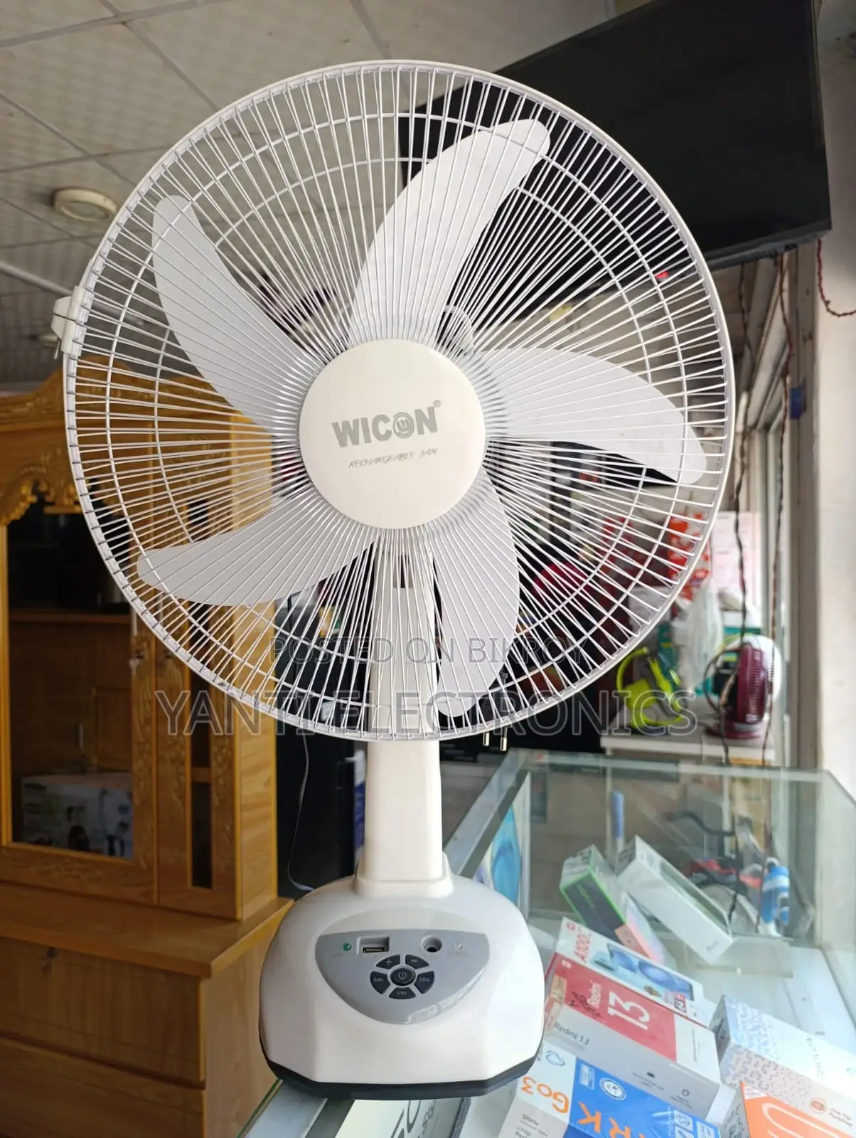 Wicon Rechargeable Fan 16"