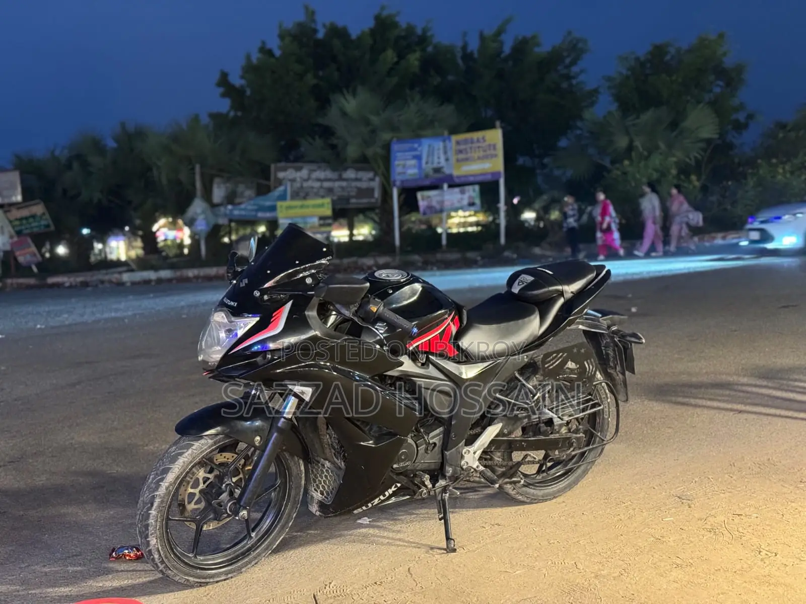 Suzuki Gixxer . 2016
