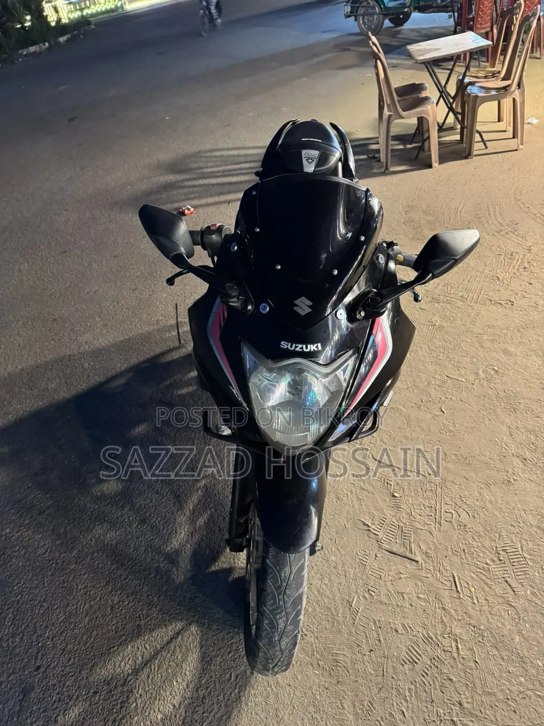 Suzuki Gixxer . 2016