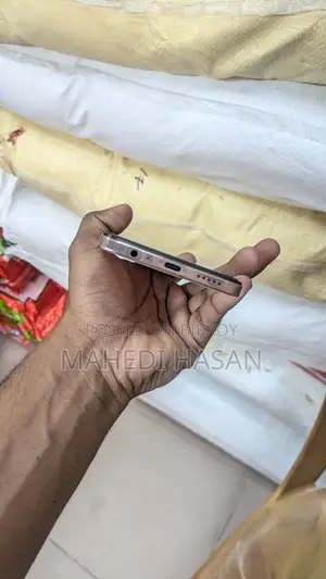 Vivo Y28 . (Used)