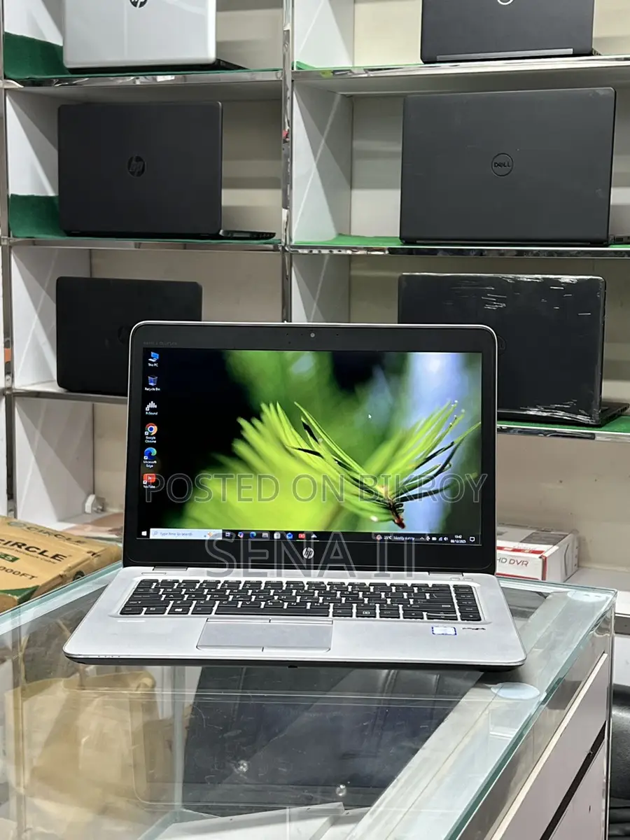 Hᴘ ELⵊTEBOOK 840 G3 ɪ5 6TH GEN 8/267GB SSD