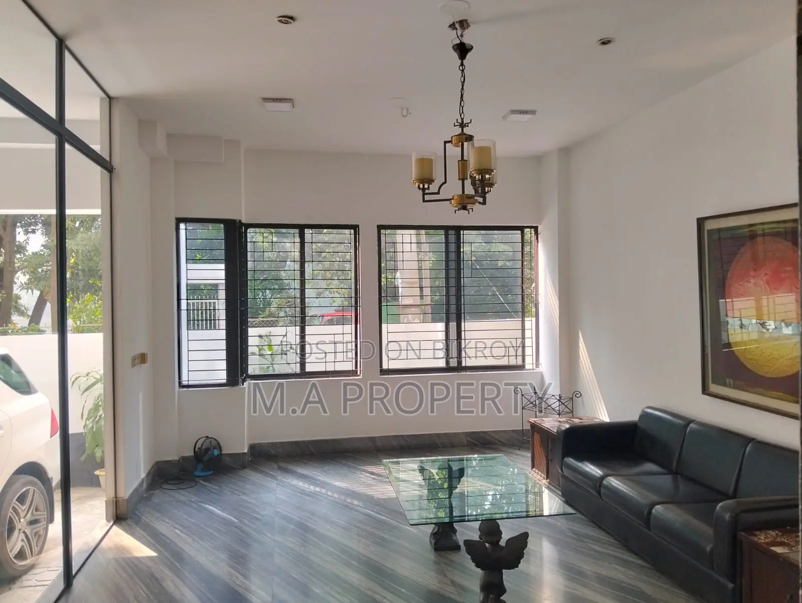 MEW 3 BED 4000 SFT FLAT RENT IN BARIDHARA DIPLOMATIC