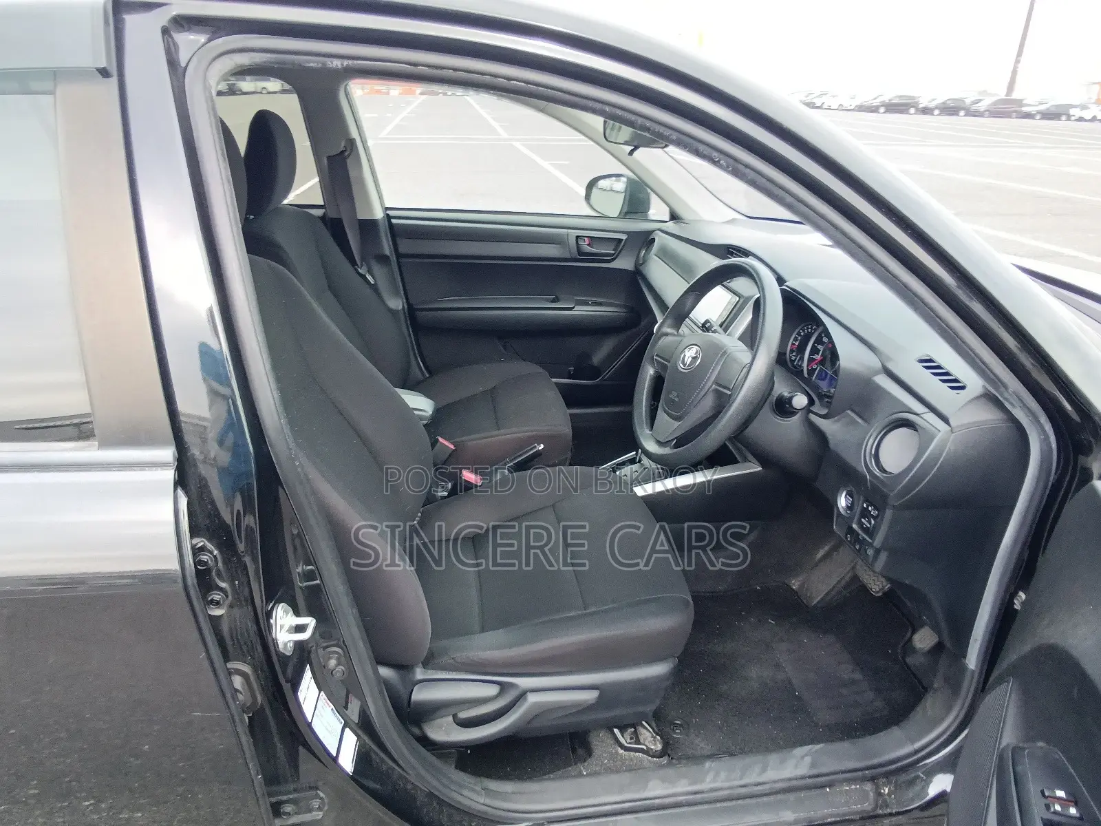 Toyota Fielder BLACK NON HYB 2021