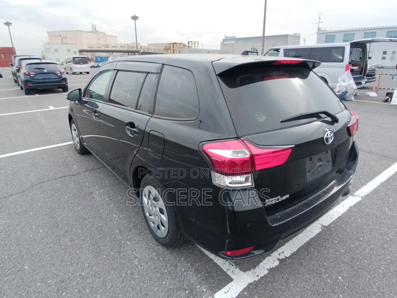 Toyota Fielder BLACK NON HYB 2021