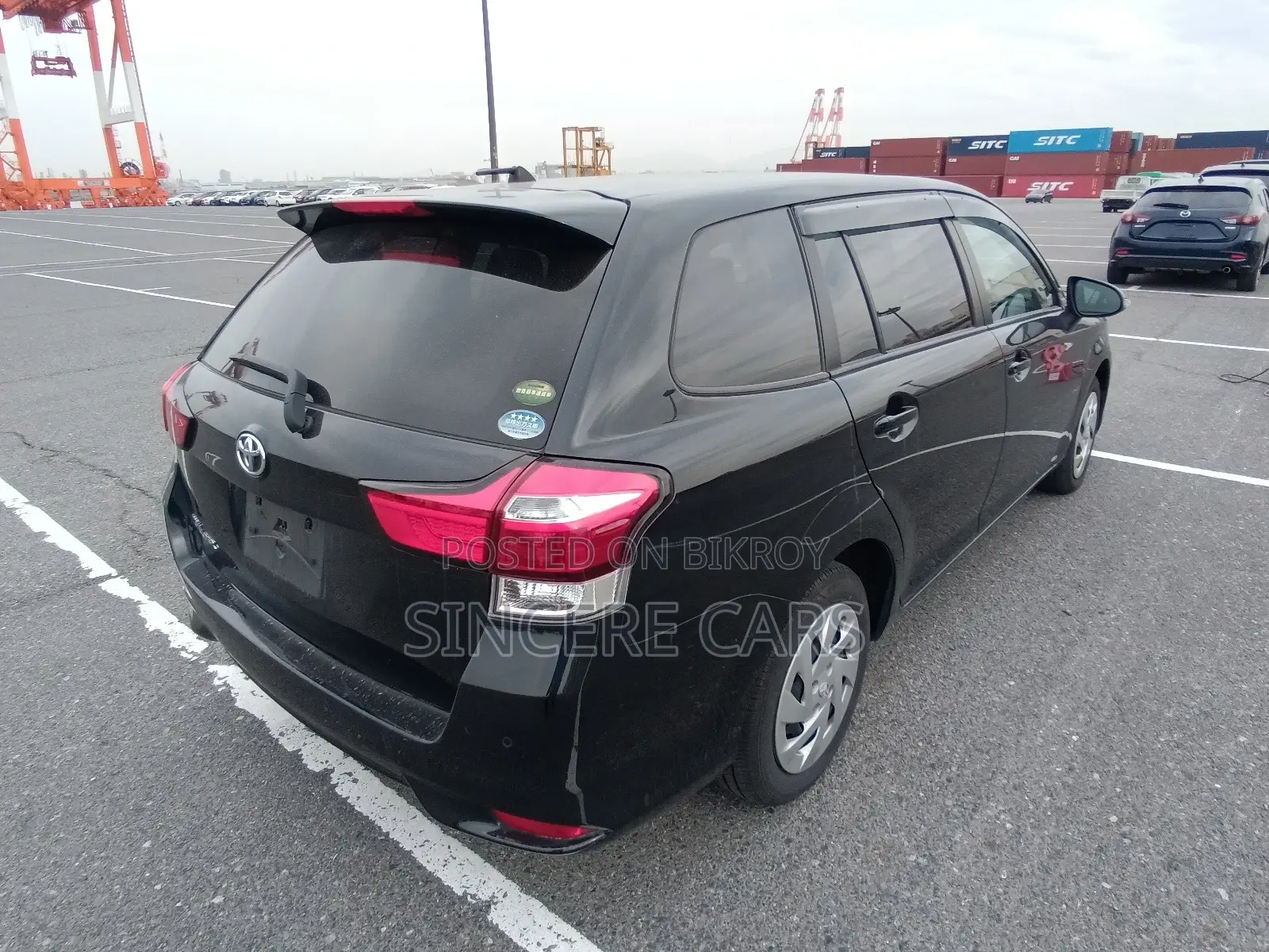 Toyota Fielder BLACK NON HYB 2021
