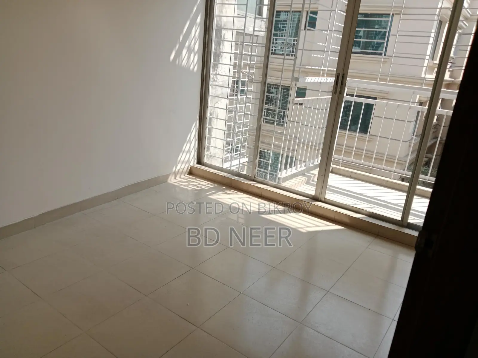 So nice 3 Bed room apt rent in Gulshan 2