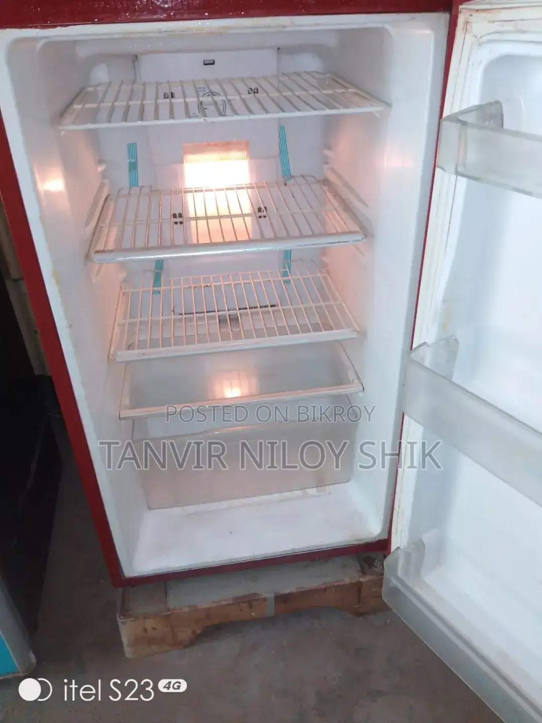 11 CFT LG Fridge Running