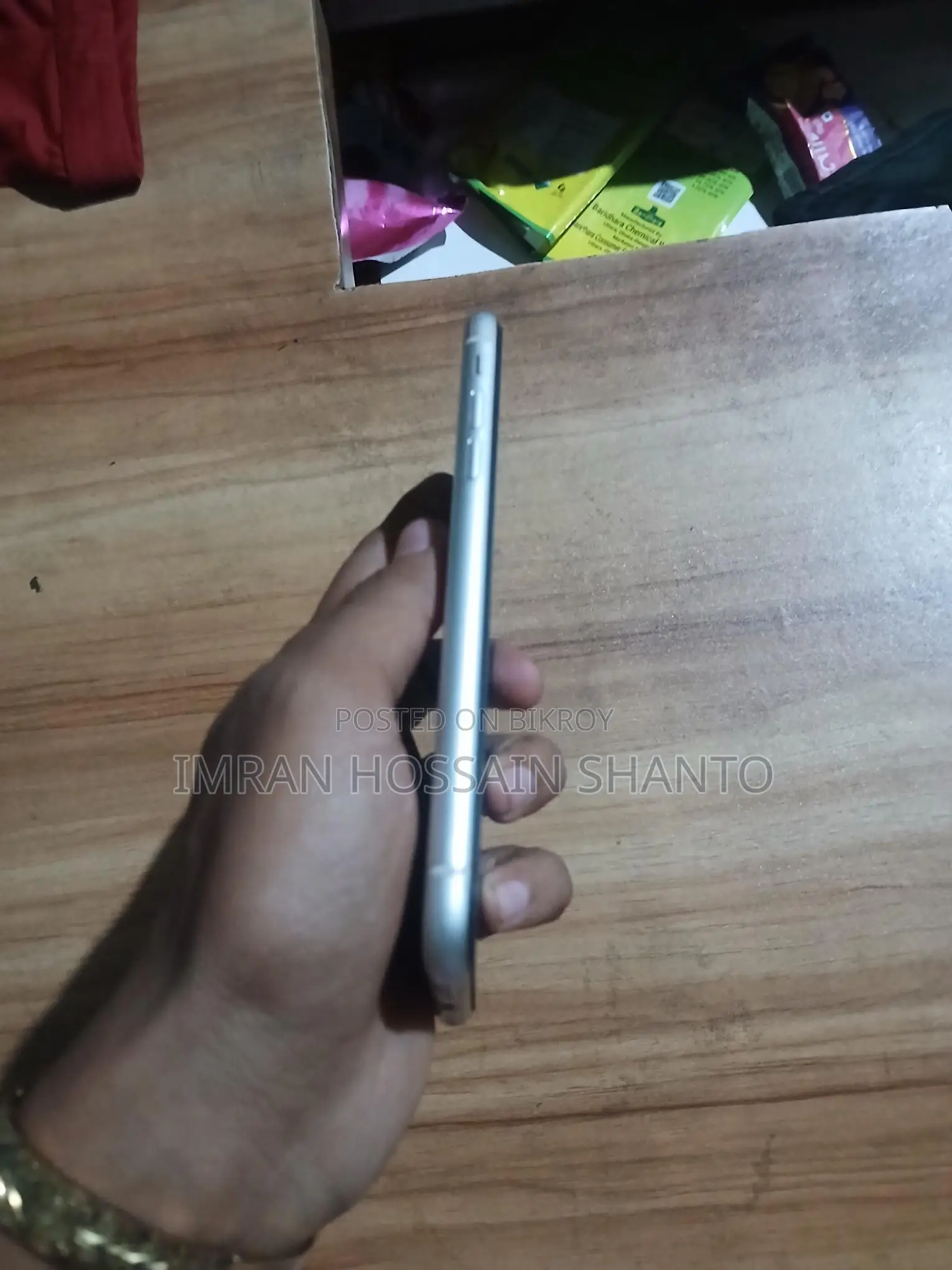 Apple iPhone 11 64gb (Used)
