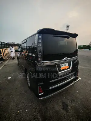 Toyota Noah 2017 Black