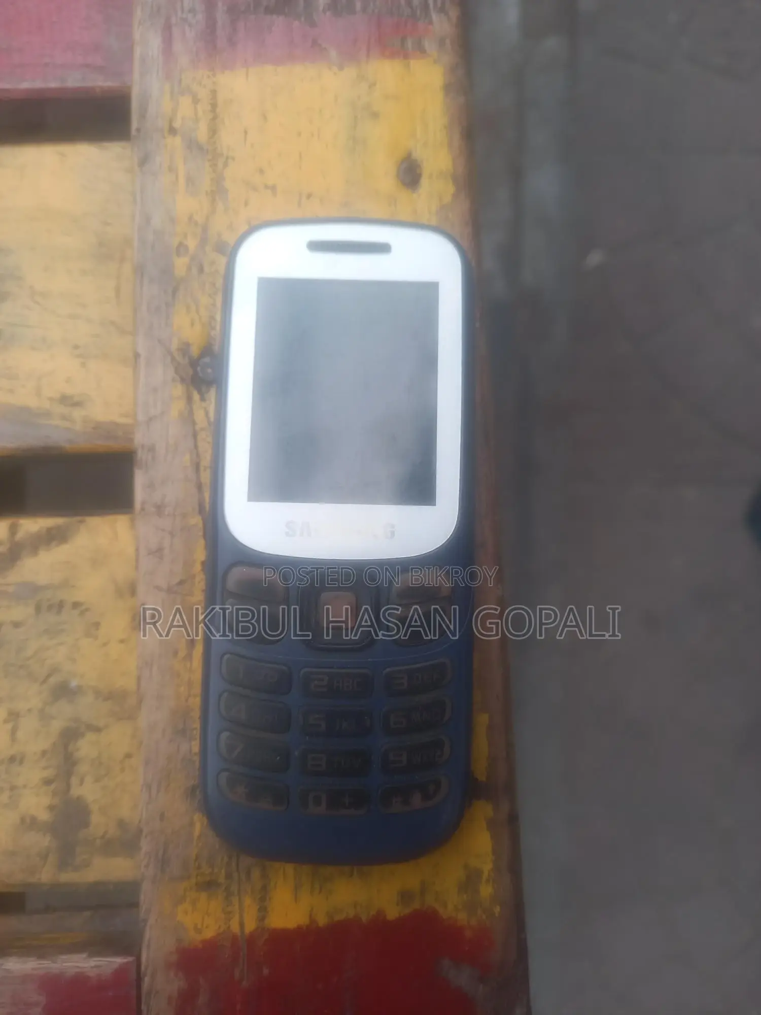 Samsung B313E . (Used)