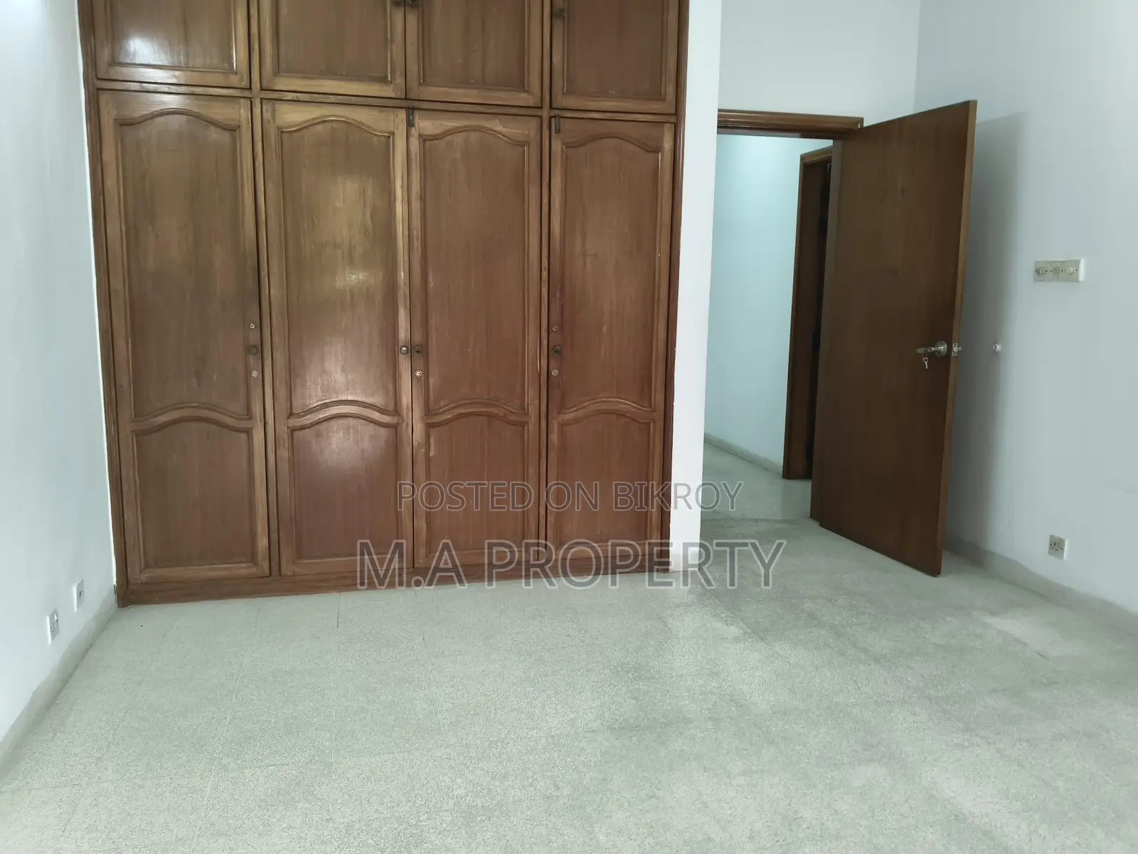 Semi-furnished Apartment for Rent in Gulshan North