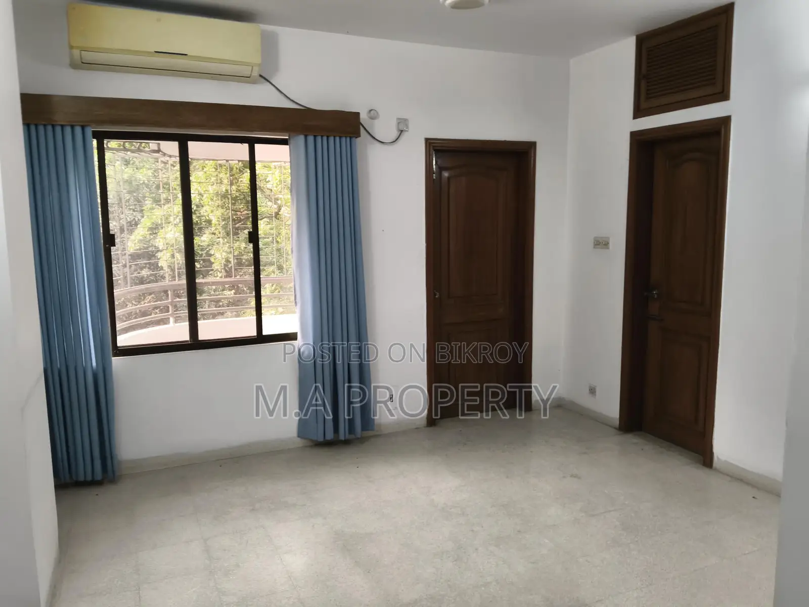 Semi-furnished Apartment for Rent in Gulshan North