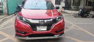 Honda Vezel RS Package Hybrid 2017