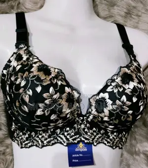নারীদের চাহিদাসম্পন্ন ব্রা