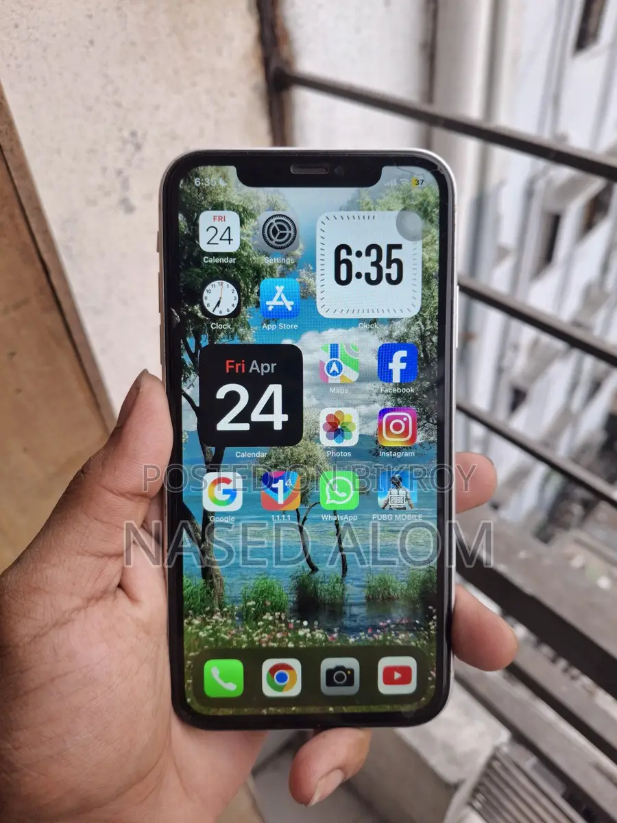 অ্যাপল আইফোন এক্সআর ৬৪ জিবি (ব্যবহৃত)