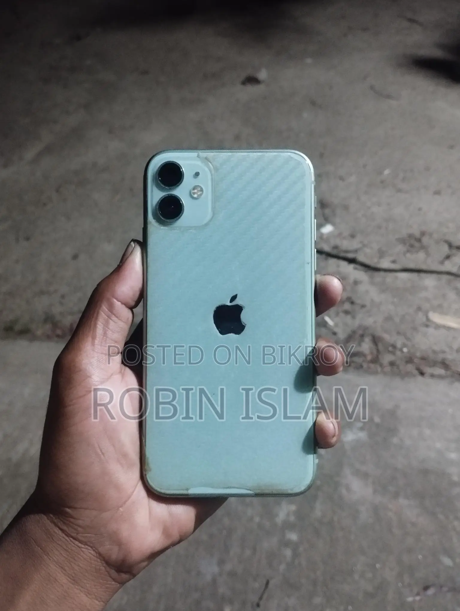 Apple iPhone 11 (Used)