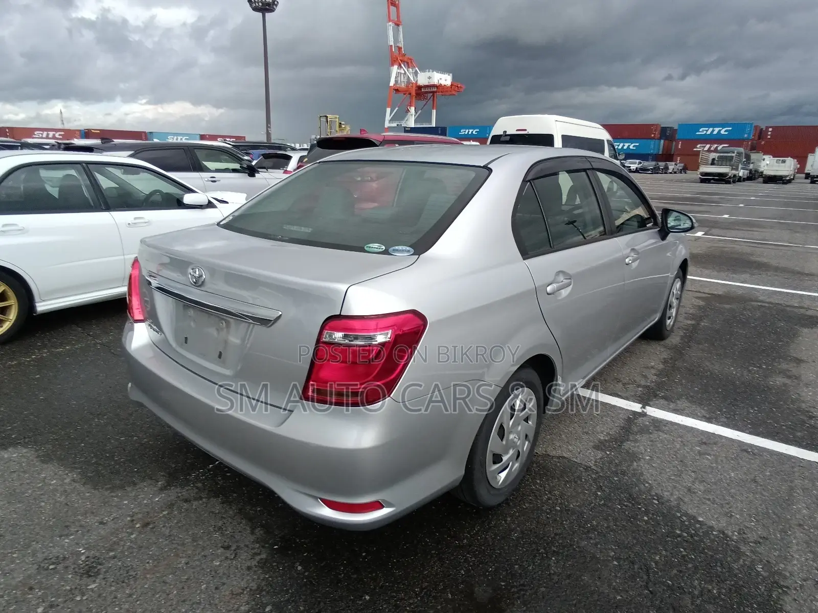 Toyota Axio Non Hybrid EX Silver 2020