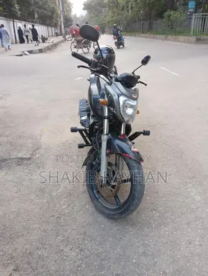 Yamaha FZ 2010 Red