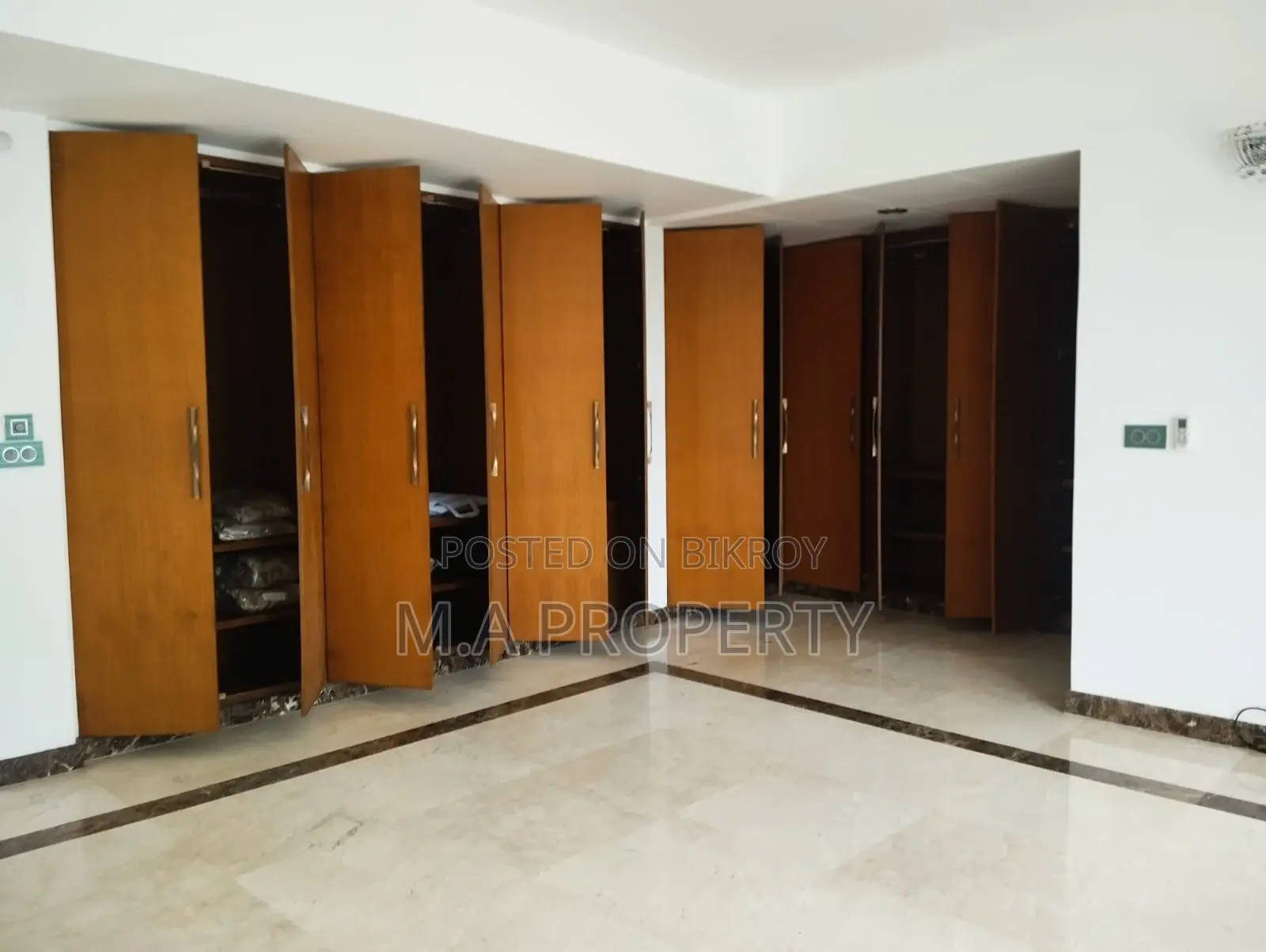 7200sqft 5-Bedroom Apartment Rent in Gulshan-2
