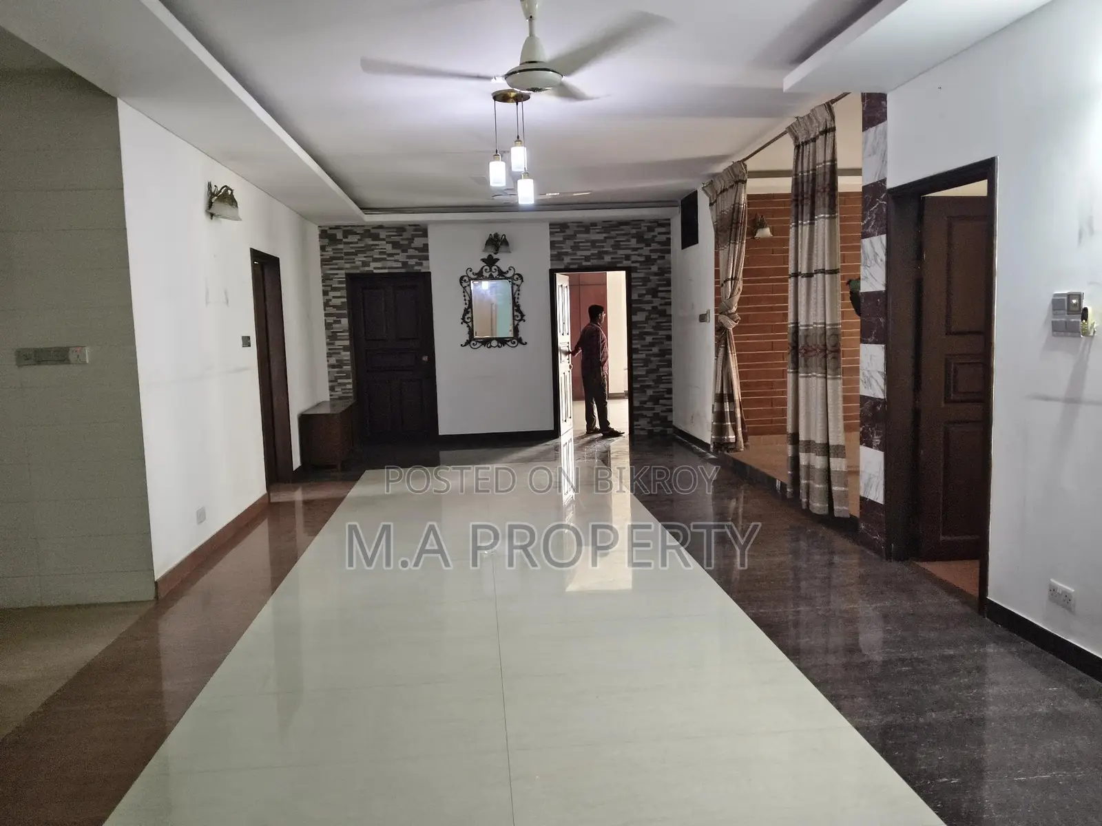 7200sqft 5-Bedroom Apartment Rent in Gulshan-2