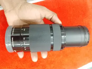 Sony 55-210mm OSS lens