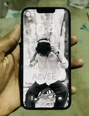 Apple iPhone 14 (Used)