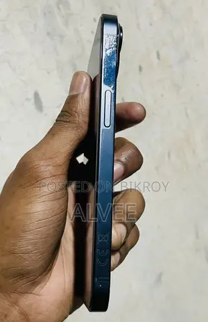 Apple iPhone 14 (Used)