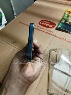 Vivo Y21 . (Used)
