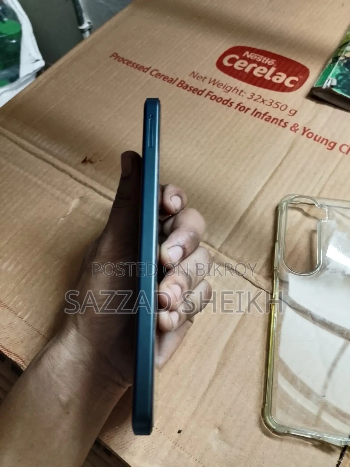 Vivo Y21 . (Used)