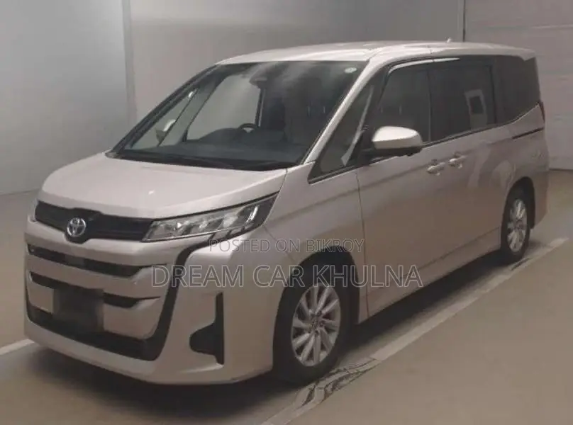 Toyota Noah G Hybrid Gray 2023