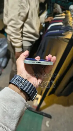 Apple iPhone 12 . (Used)