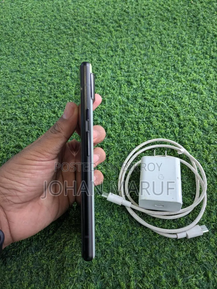 Google Pixel 6 (Used)