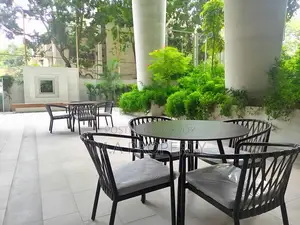 Semi furnished flat rent Gulshan