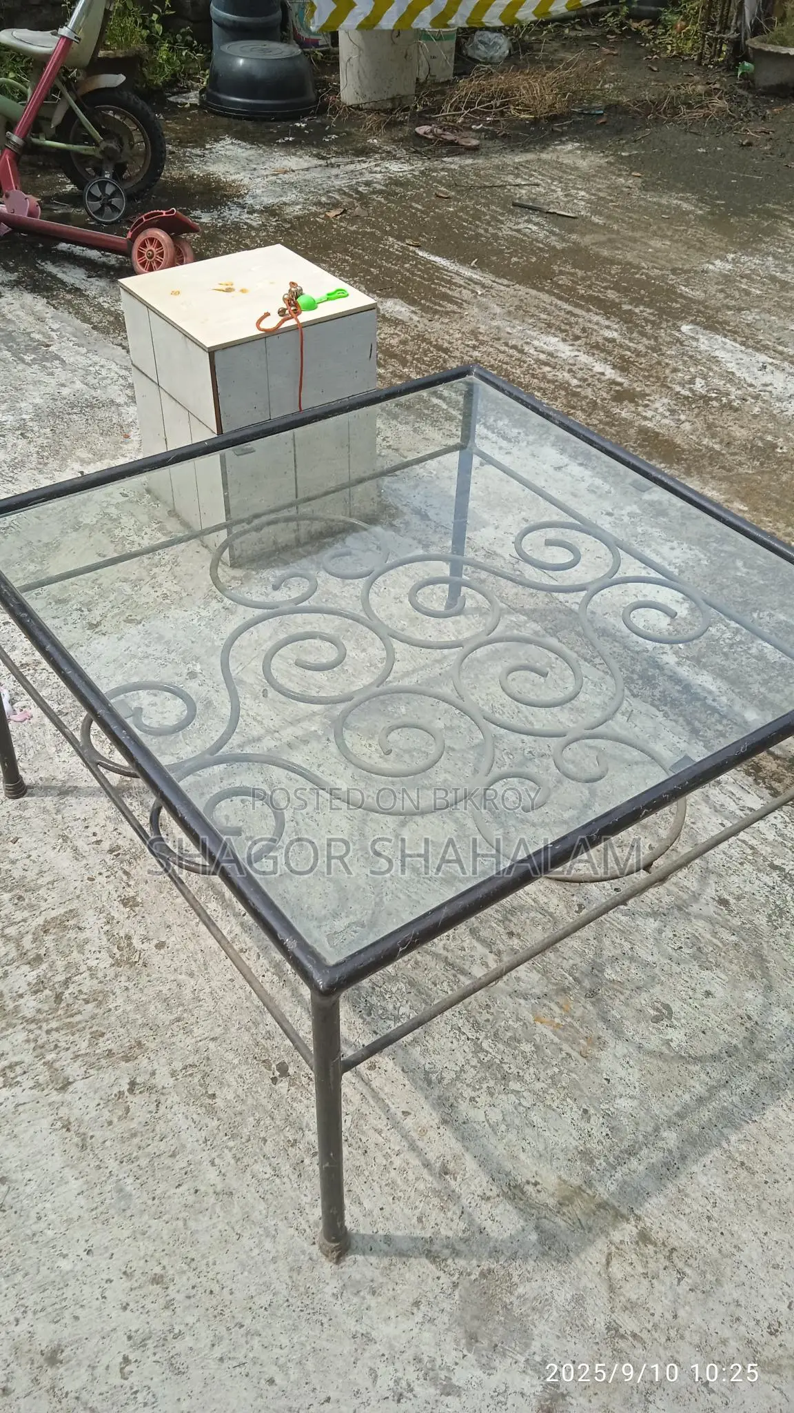Center Table