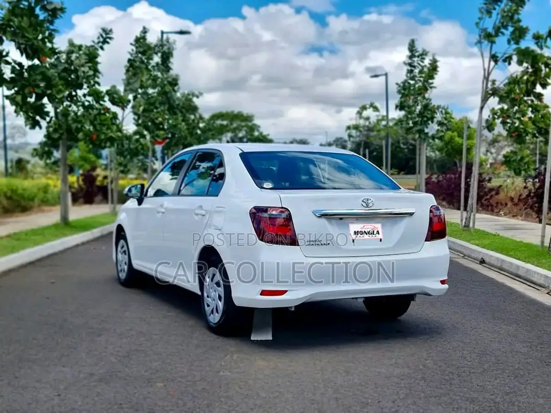 Toyota Axio Ex 2021