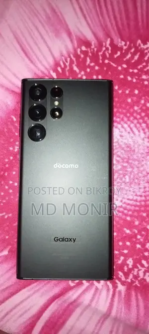 Samsung Galaxy S22 Ultra . (Used)