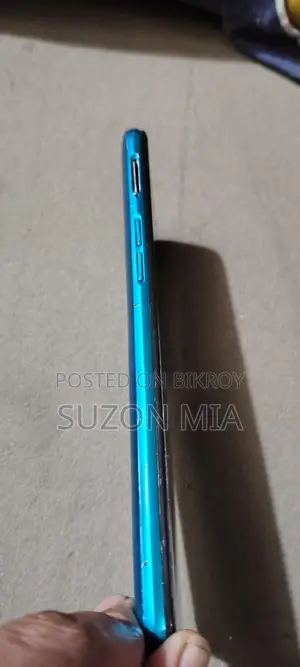 Realme 5i . (Used)