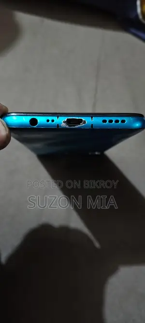 Realme 5i . (Used)